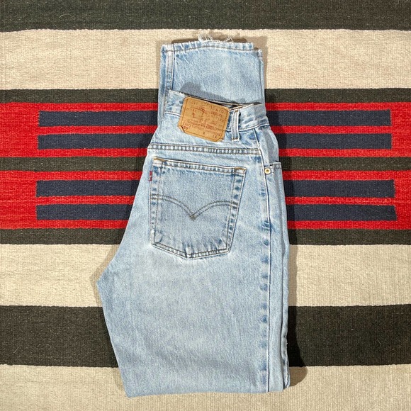 Levi's Denim - 28w 90s Vintage Levi’s 550 women’s jeans